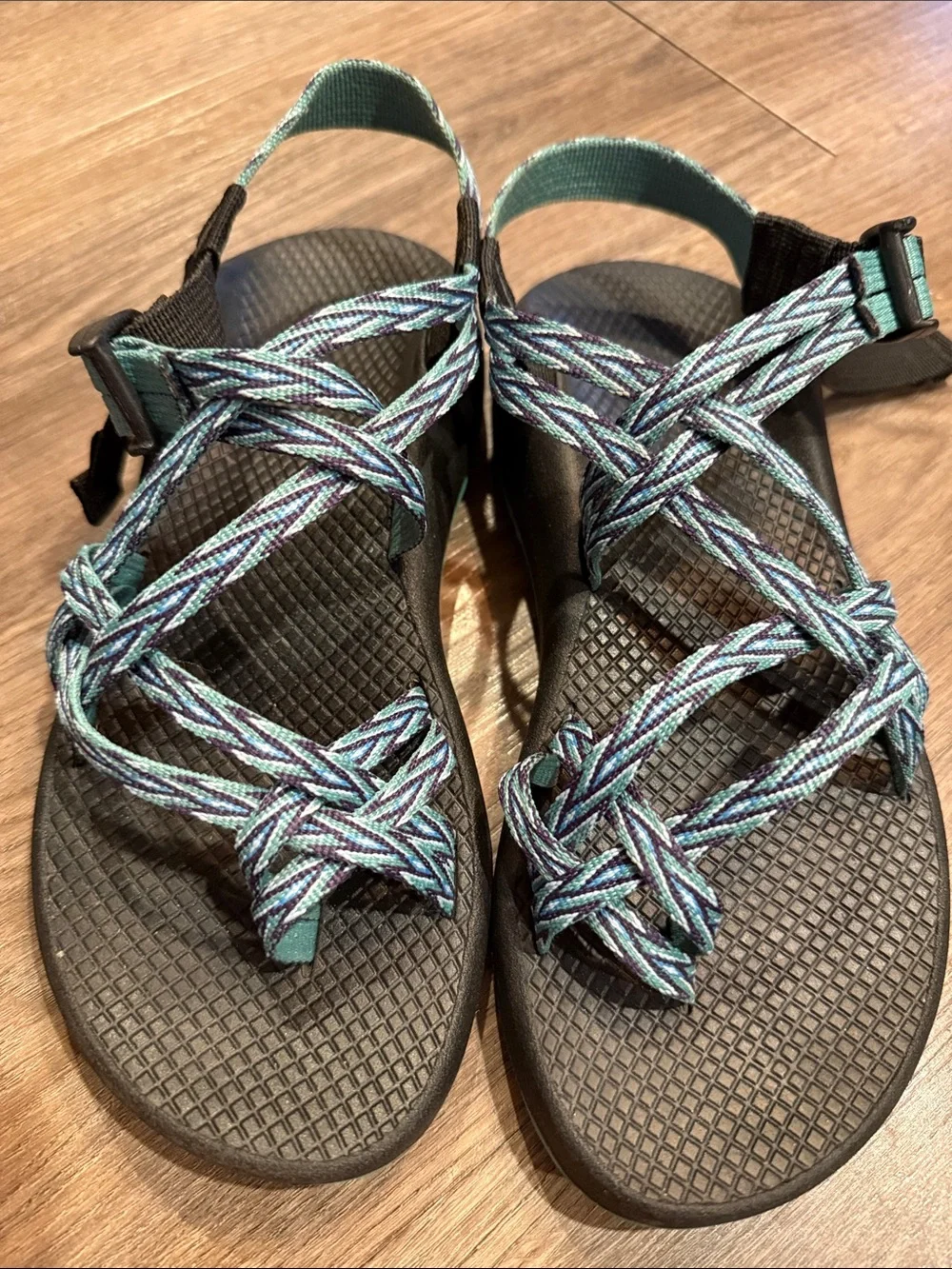 Chaco Women’s ZX2 Size 8